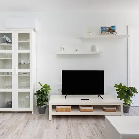Home2book Cozy Pool & Terrace Apartment, Arona Apartment *